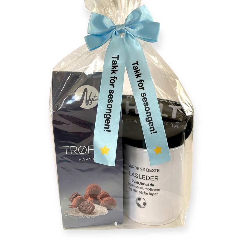 Gavepakke 'VB lagleder fotball' med strømper og sjokoladetrøfler